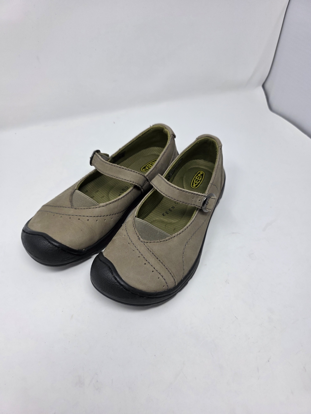 KEEN Mary Jane Shoes Women’s Taupe Green Comfort Walking Flats Size 7.5